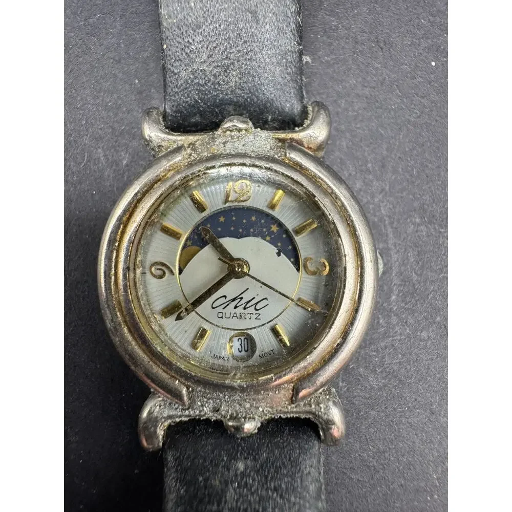 Vtg Chic Moon Face Dial Date Women's Watch Silver Tone Black Calf Band LCH143